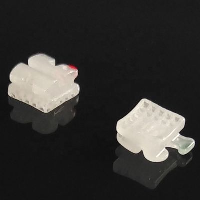DTC supporti ceramici per apparecchi ortodontici trasparenti CE ISO certificati 3 anni di durata