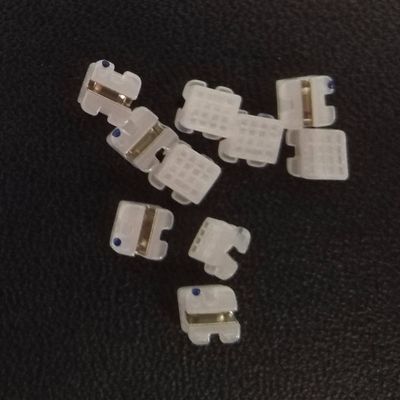 DTC supporti ceramici per apparecchi ortodontici trasparenti CE ISO certificati 3 anni di durata