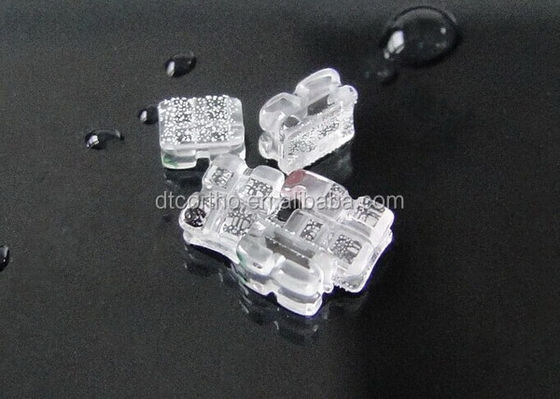 Trattamento ortodontico con DTC Sapphire Bracket Dental Brace Standard ISO